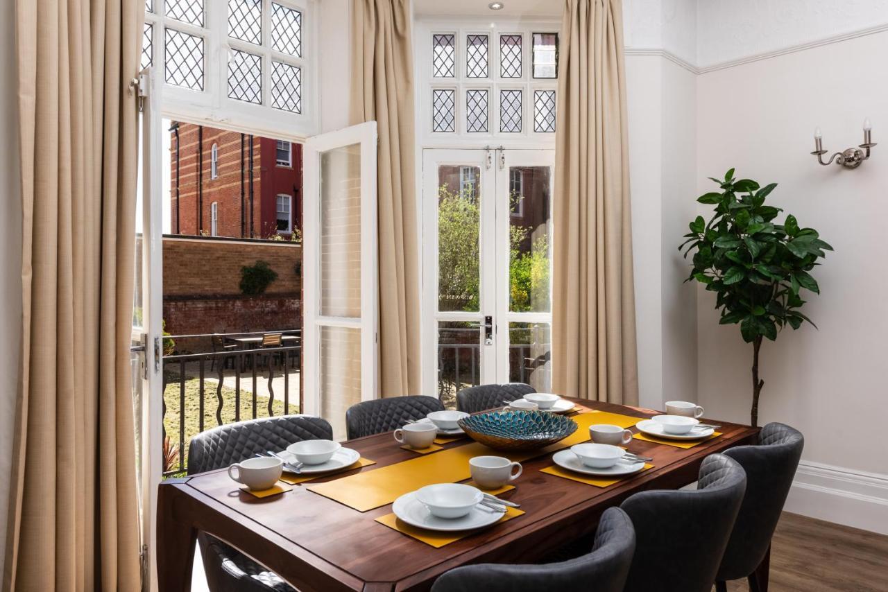 3 Bedroom Garden Apartment Opposite The Beach Brighton Exterior photo